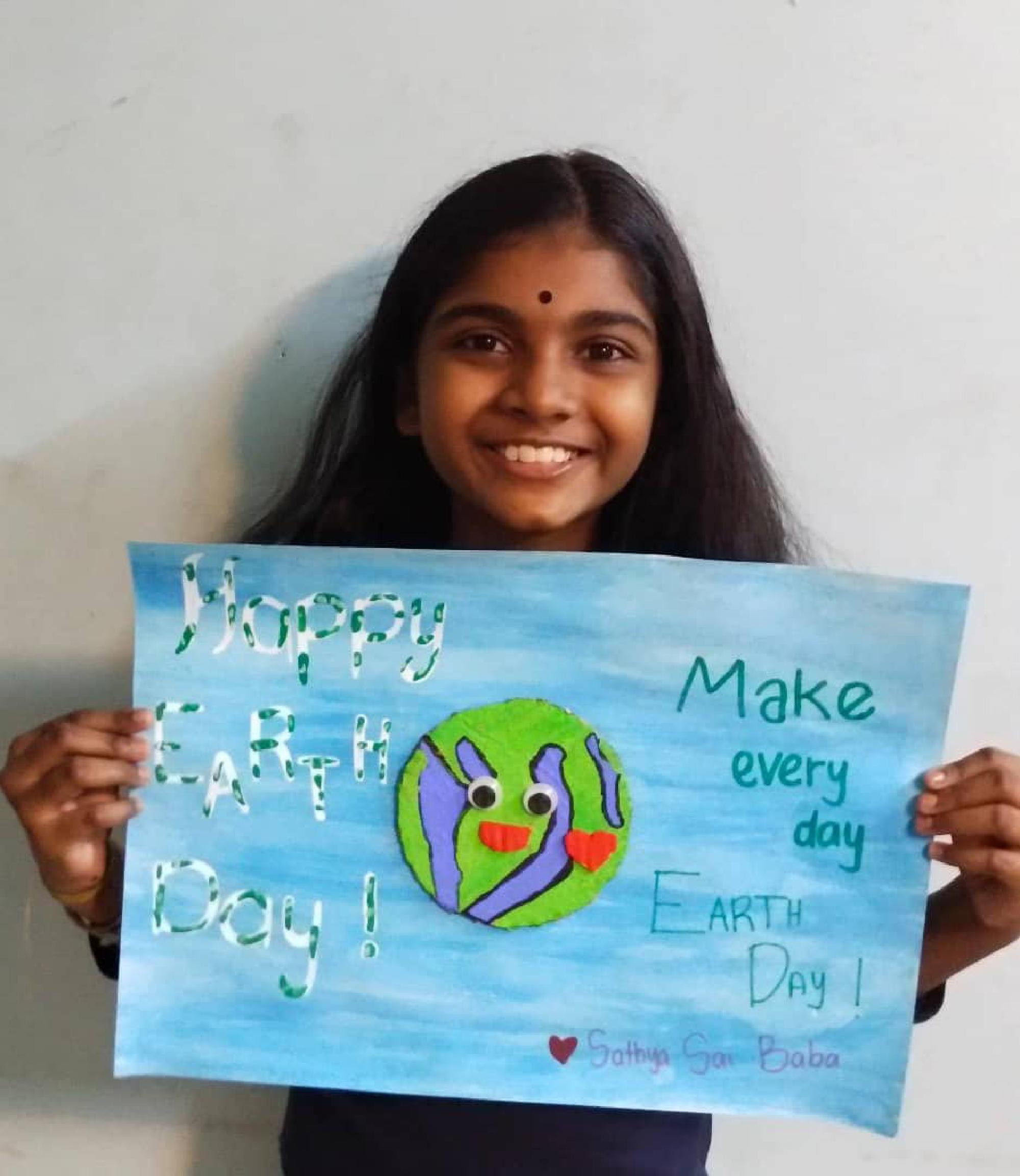 Save Earth Poster Making || Mother Earth Day Poster Drawing || World Earth  Day Drawing Competition.. - YouTube